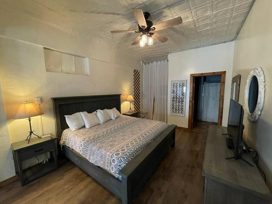 Апартаменти Loft 4 - 1 Of 5 Downtown Алпайн Екстер'єр фото